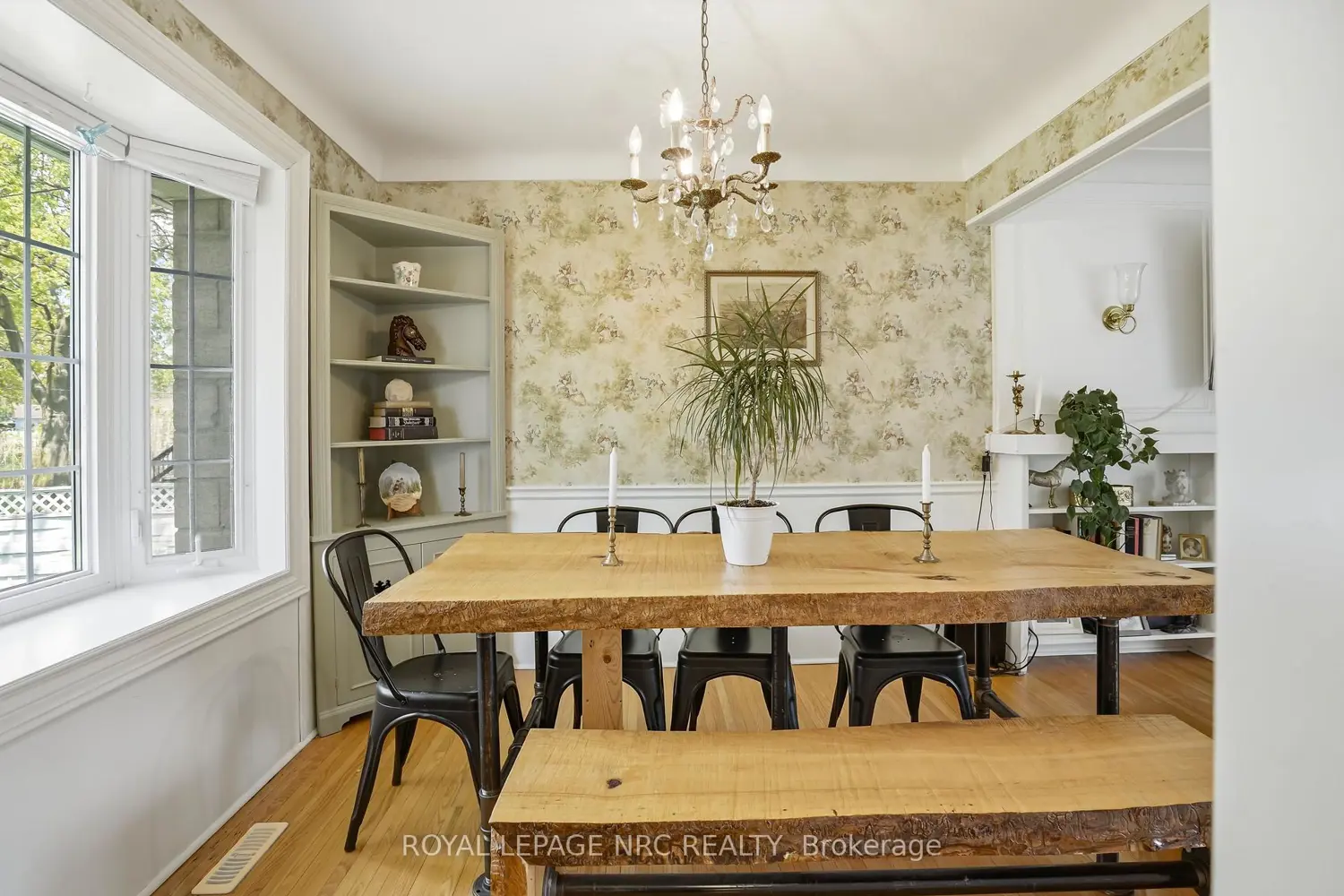 25 Richmond Street photo 3