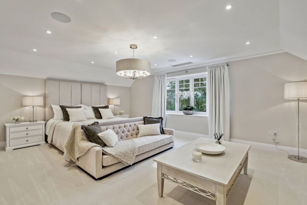 Additional image 14 of 6 bed detached house for saleHedgerley Lane, Gerrards Cross SL9
