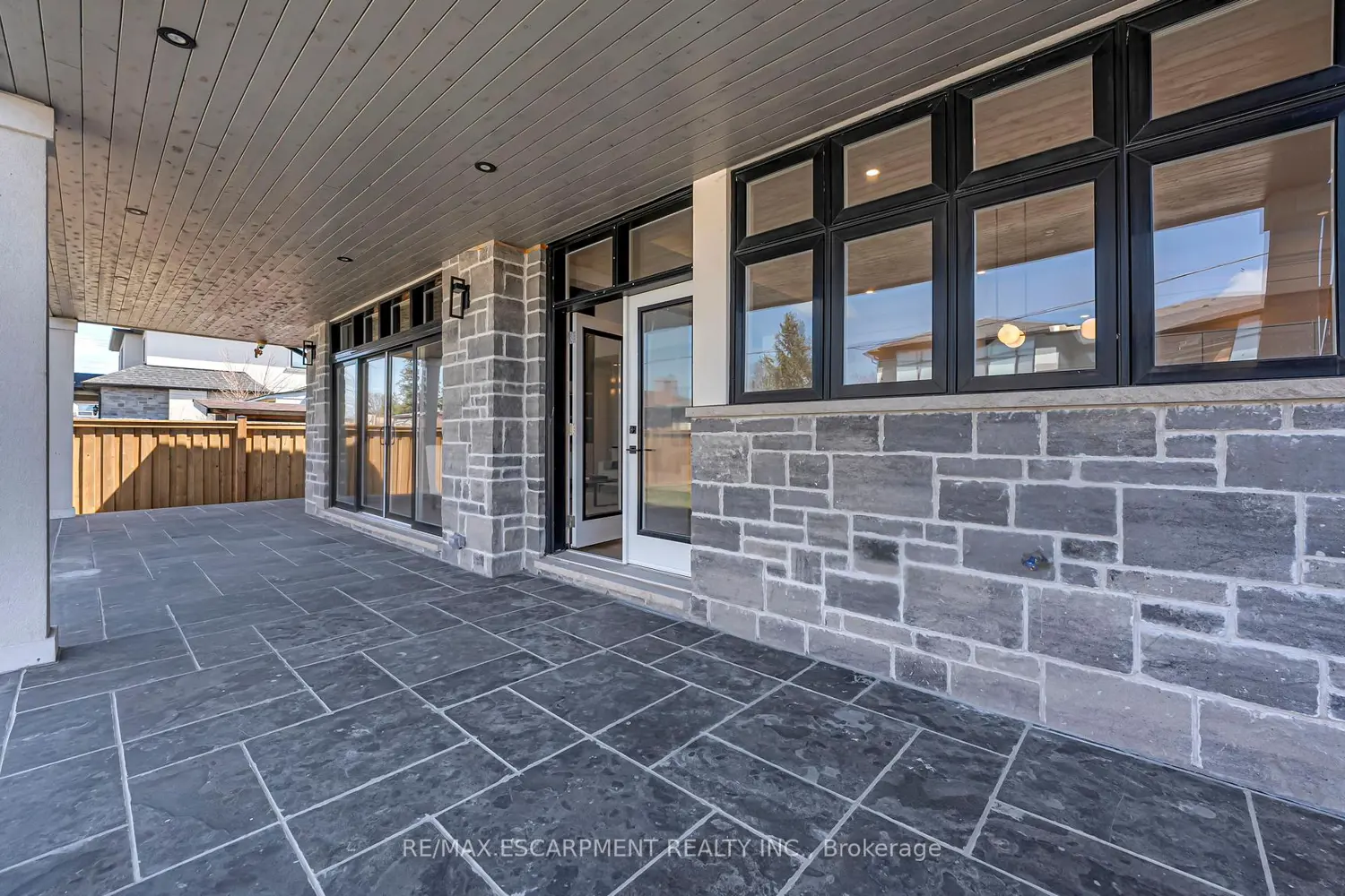 Additional image 19 of 383 Wadsworth Street