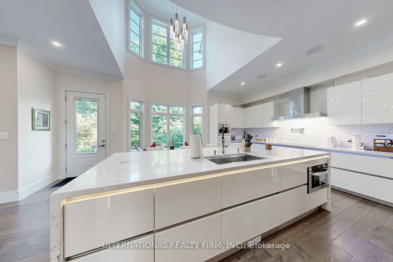 Additional image 6 of 1286 Cambridge Drive
