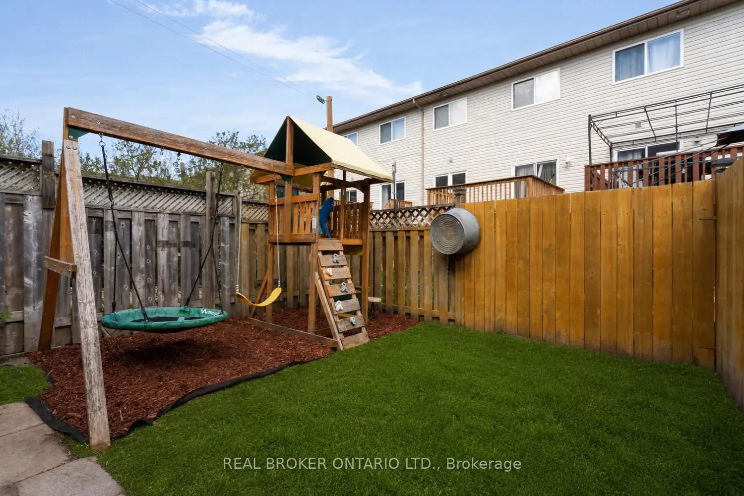Additional image 13 of 4 Parkside Crescent