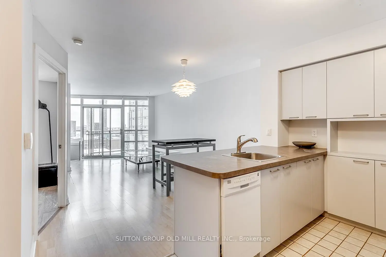 Additional image 6 of 255 Richmond Street Ph2