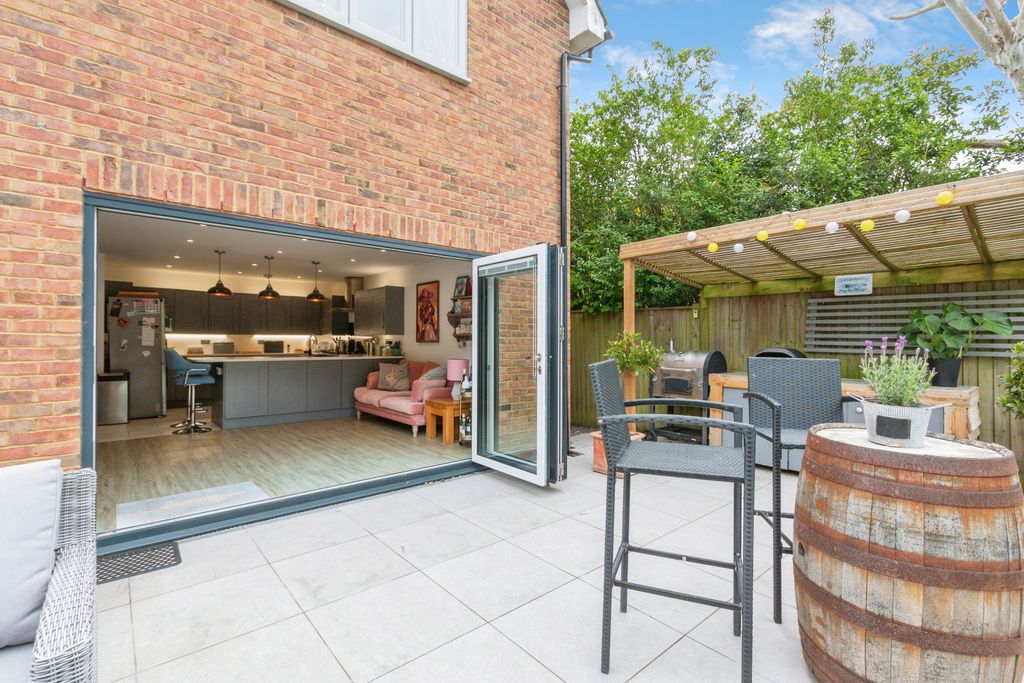 Additional image 20 of 3 bed detached house for saleBack Lane, Bucks Horn Oak, Farnham GU10