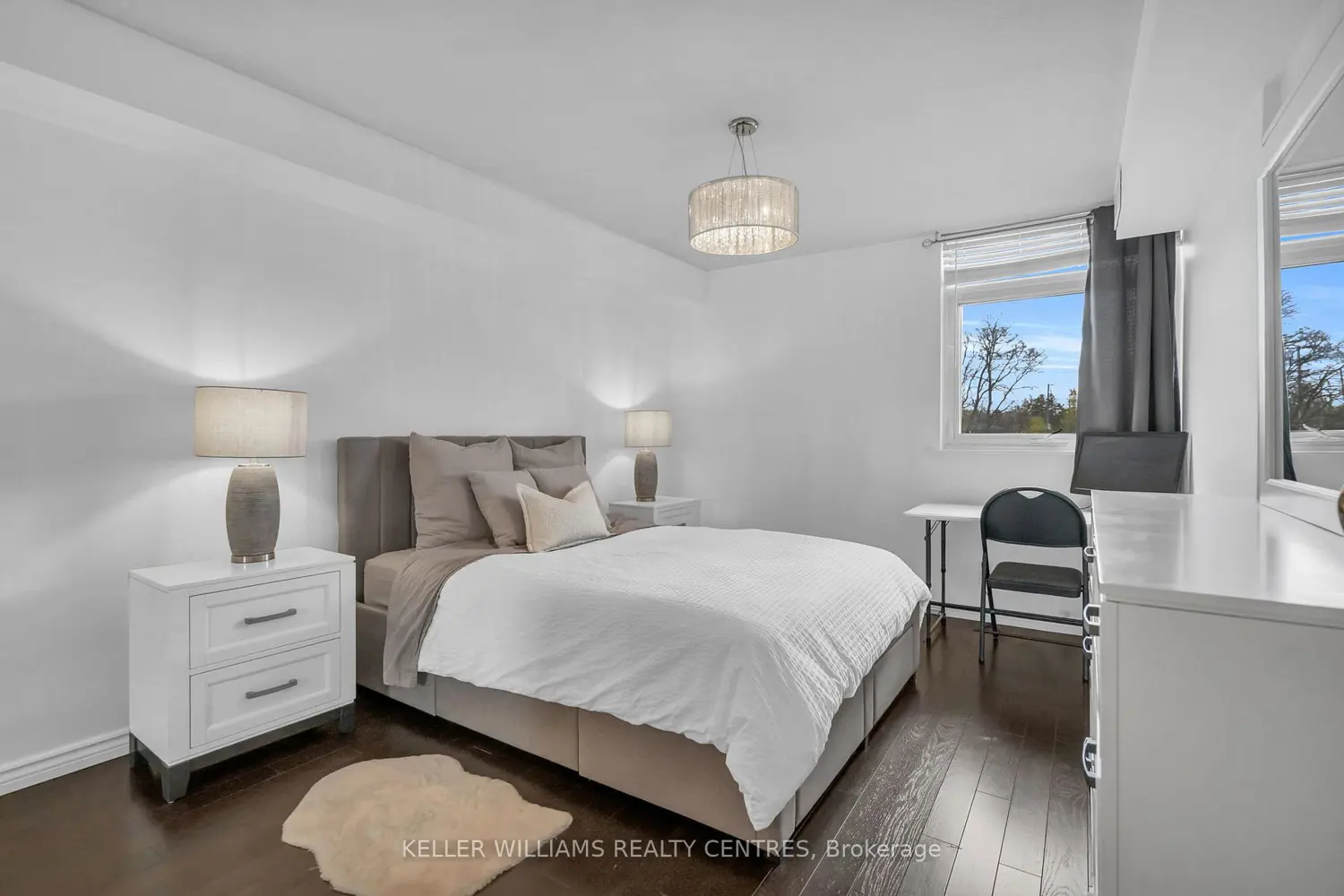 Additional image 5 of 7811 Yonge Street 407