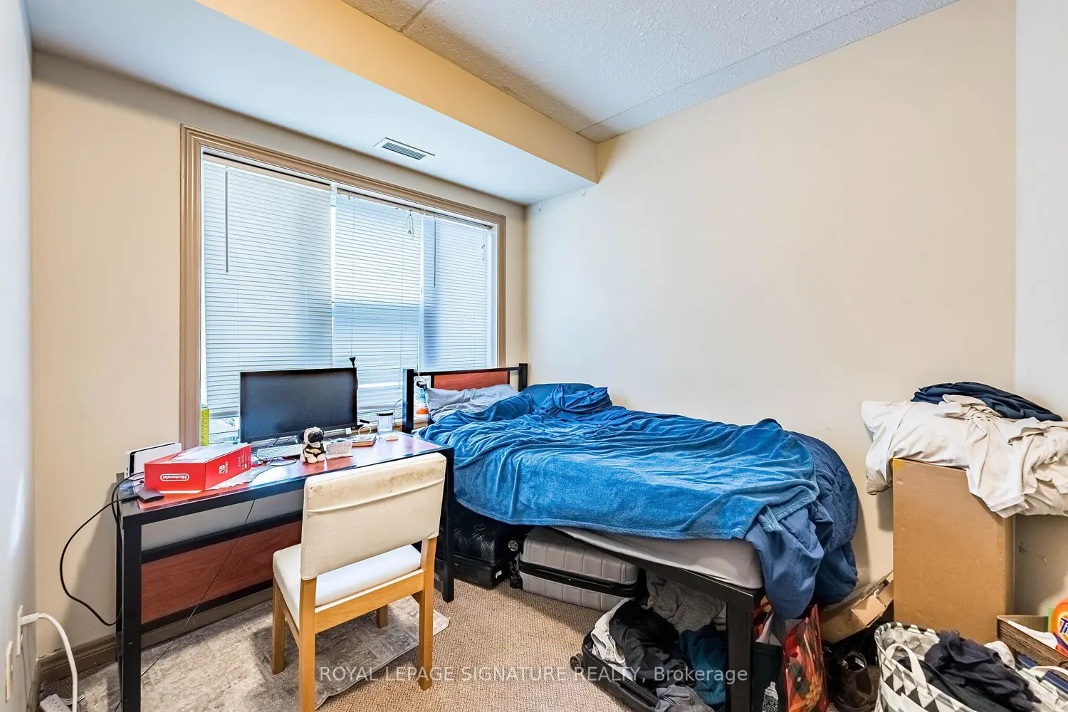Additional image 15 of 251 Lester Street 401