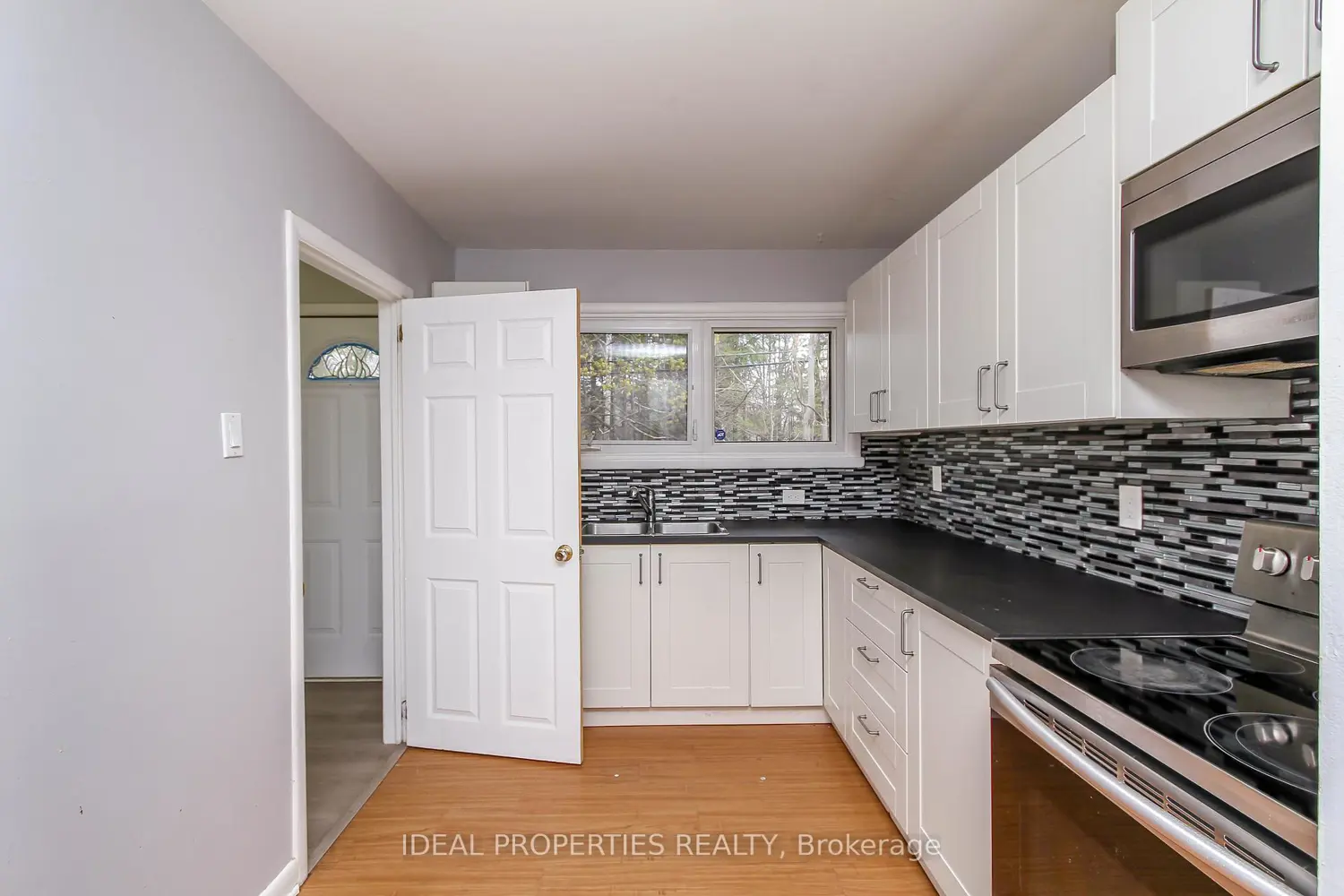 Additional image 7 of 1217 Parkway Drive