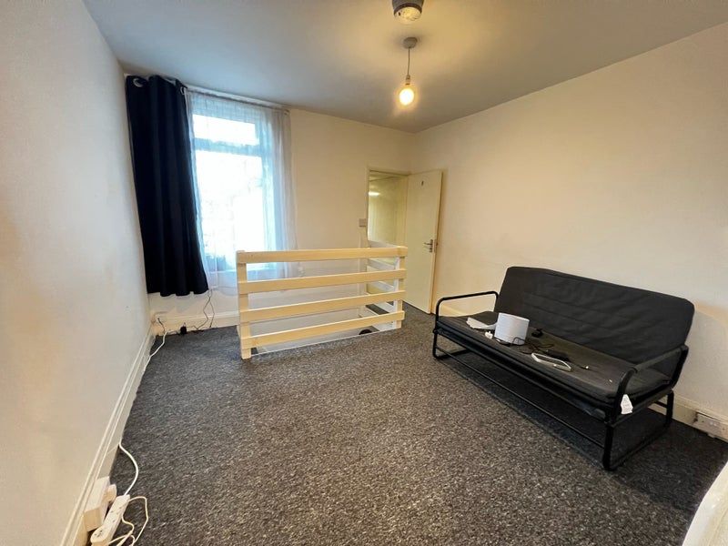 Additional image 3 of 1 bed flat for saleSkinner Street, Gillingham ME7