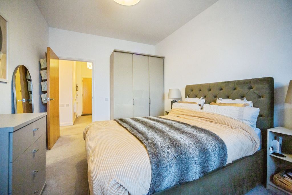 Additional image 8 of 2 bed flat for sale4 Sayers Way, Erith DA8