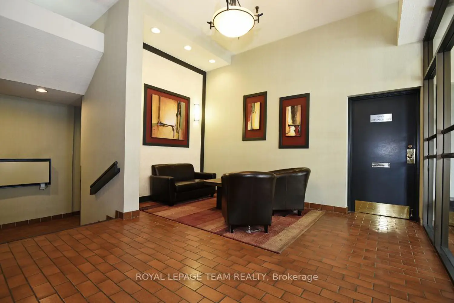 Additional image 2 of 141 Somerset Street 1004