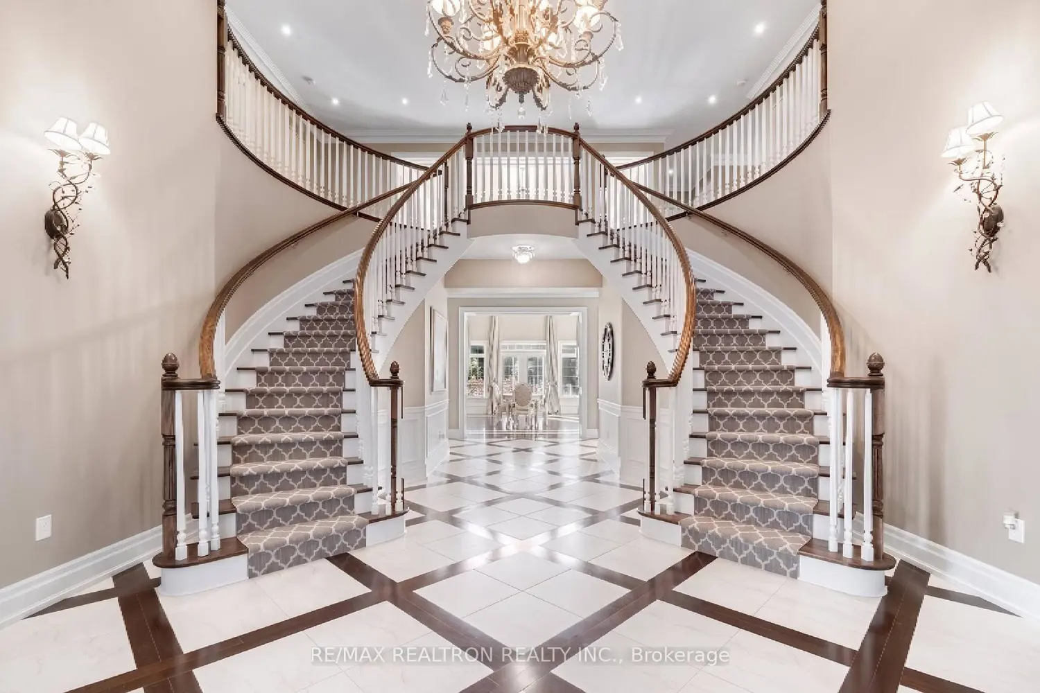 80 Callaway Court photo 3