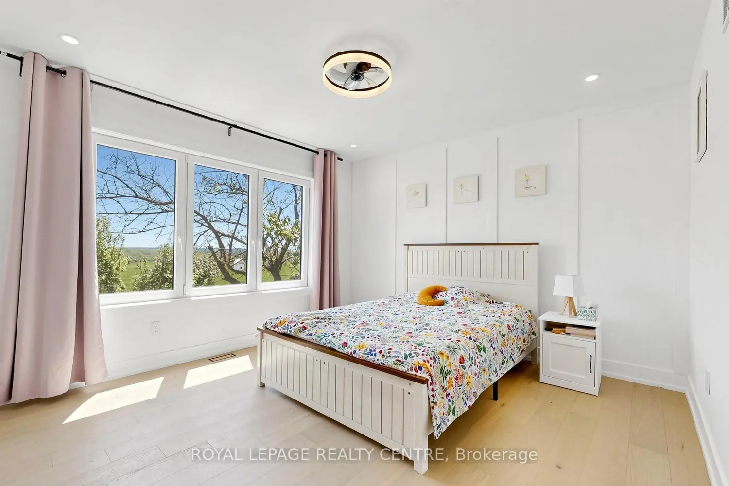 521 Old York Road photo 2