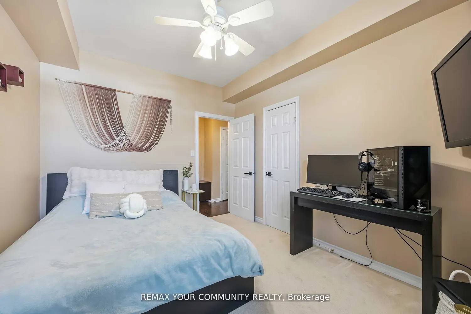 Additional image 18 of 520 Silken Laumann Drive 17