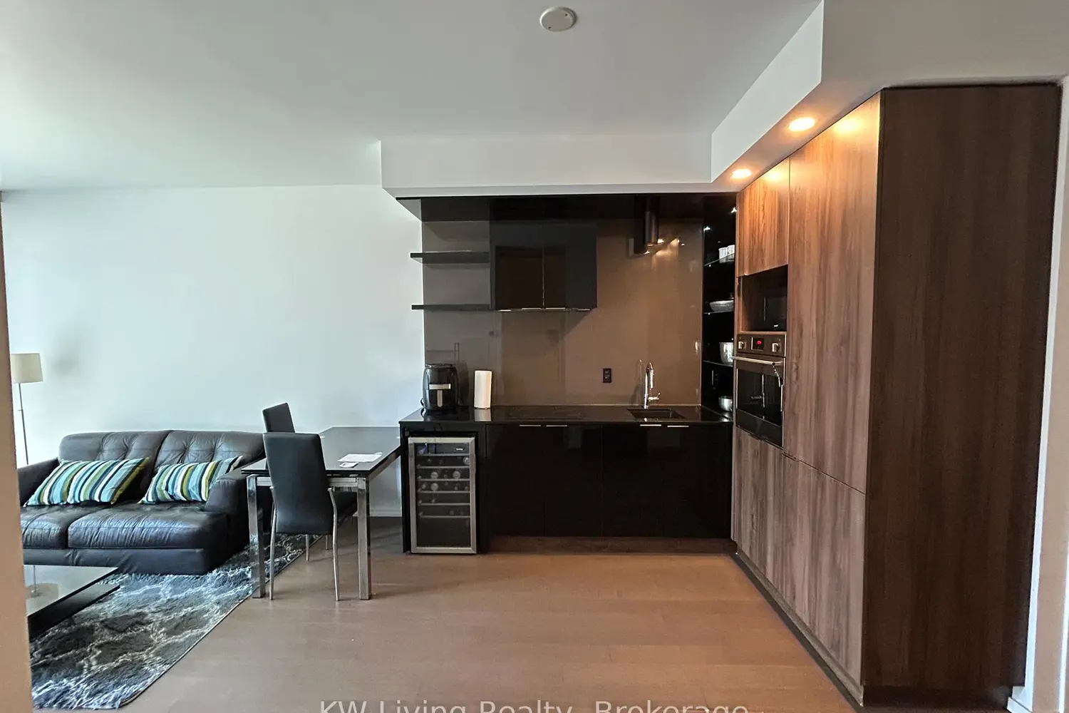 Additional image 13 of 70 Temperance Street 2708