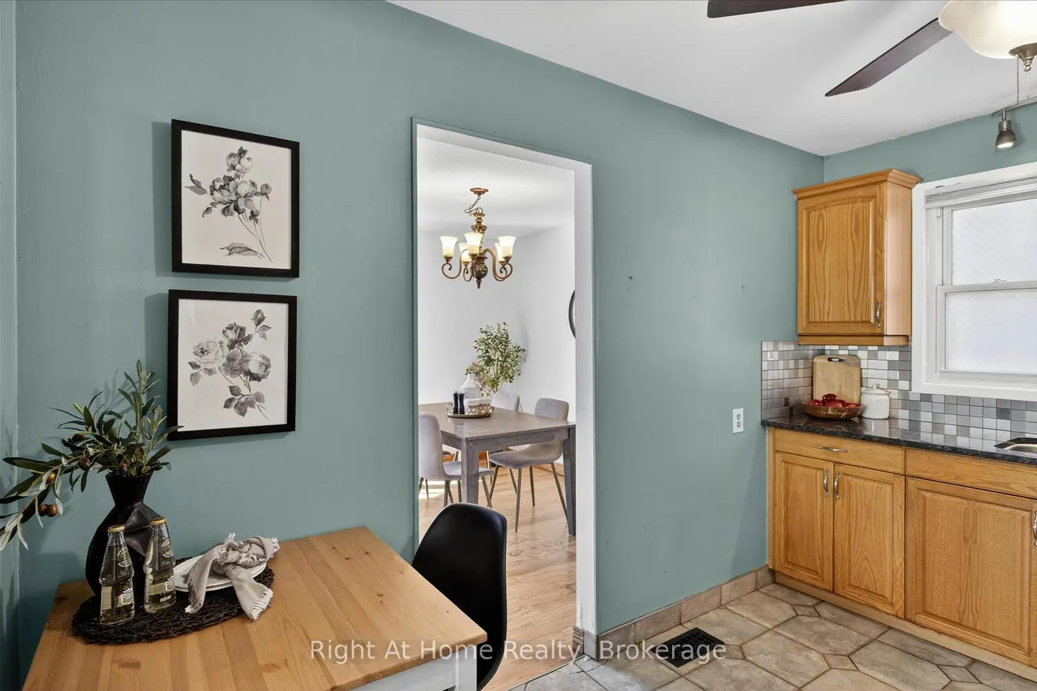 278 Mcfarlane Street photo 3