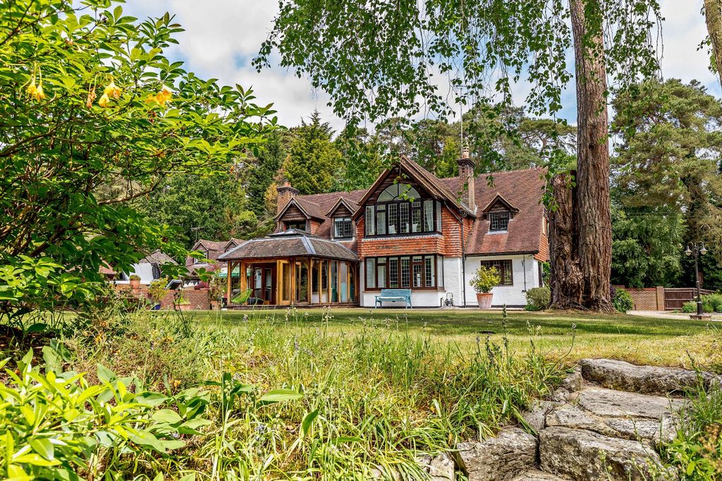 Additional image 21 of 8 bed detached house for saleFarnham Road, Churt, Farnham, Surrey GU10