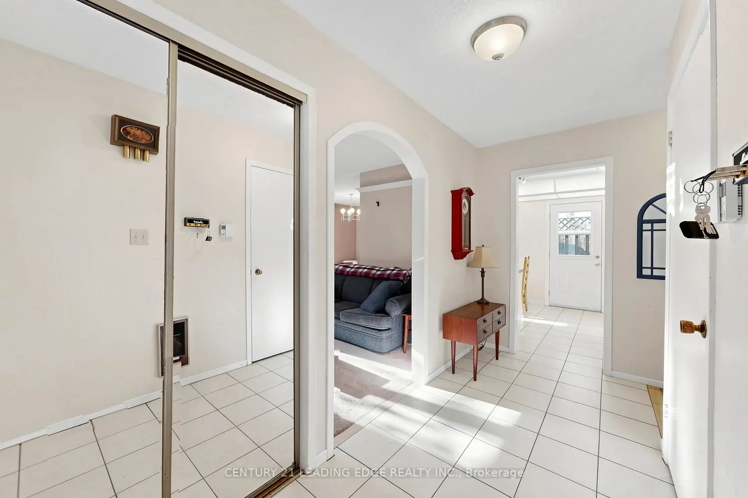 Additional image 3 of 323 Waratah Avenue