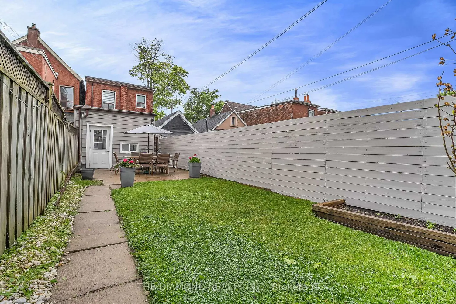 Additional image 19 of 129 Earlscourt Avenue