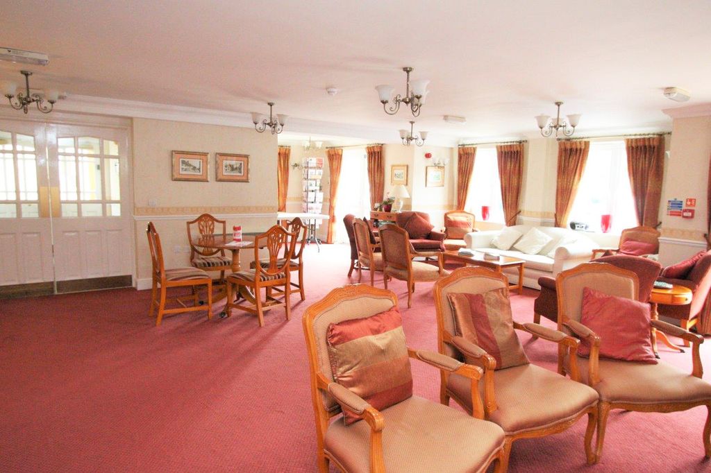 Additional image 11 of 1 bed flat for saleHammond Close, Highworth SN6