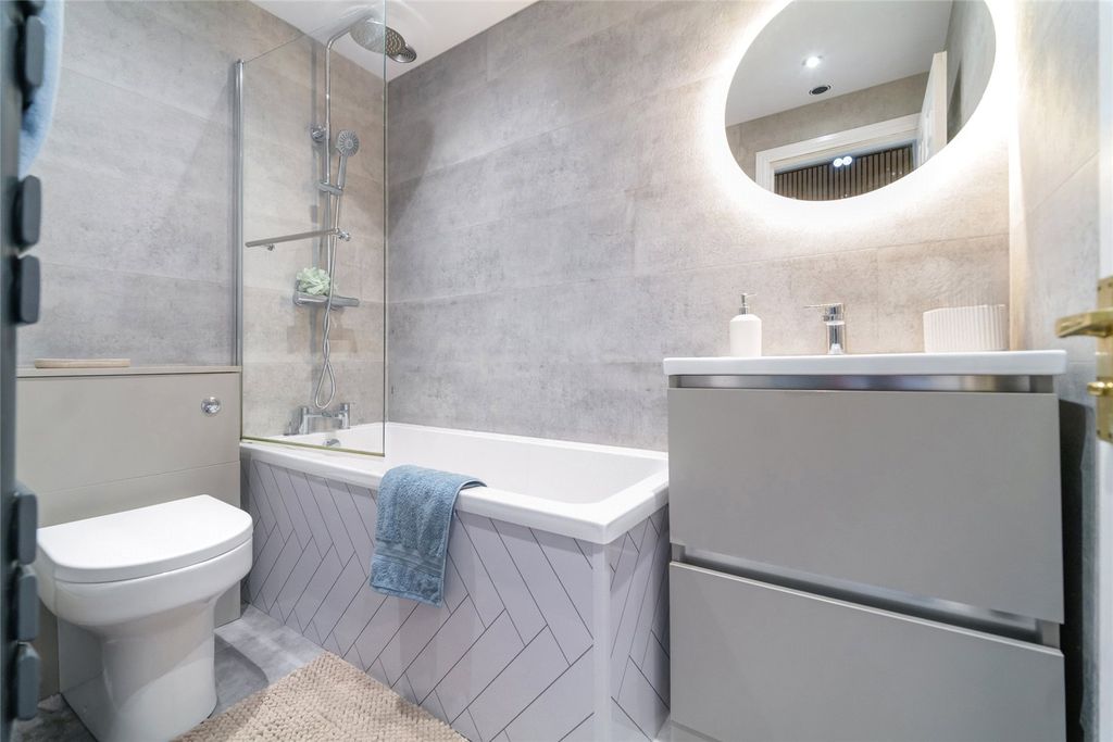 Additional image 11 of 2 bed terraced house for saleLuss Avenue, Greenock, Inverclyde PA15