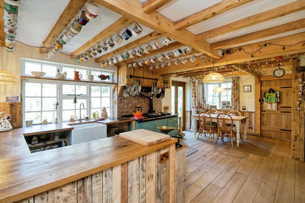 Additional image 3 of 4 bed detached house for saleFontridge Lane, Etchingham, East Sussex TN19