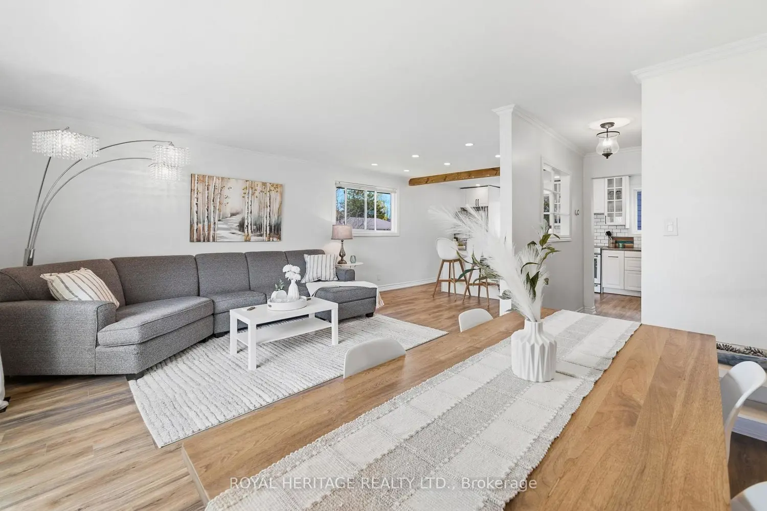641 Freemont Road photo 4