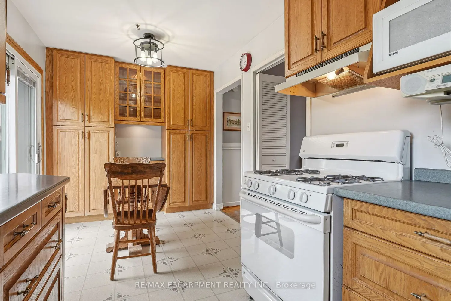 731 Mullin Way photo 5