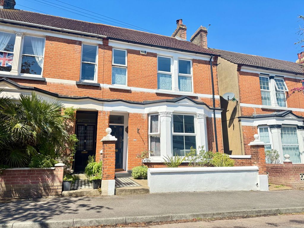 3 bed semi-detached house for saleMalvern Road, Gillingham ME7
