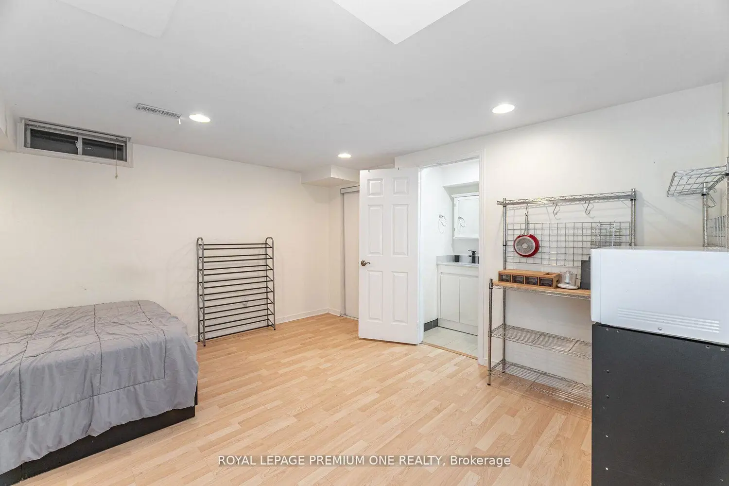 Additional image 16 of 47 Triple Crown Avenue