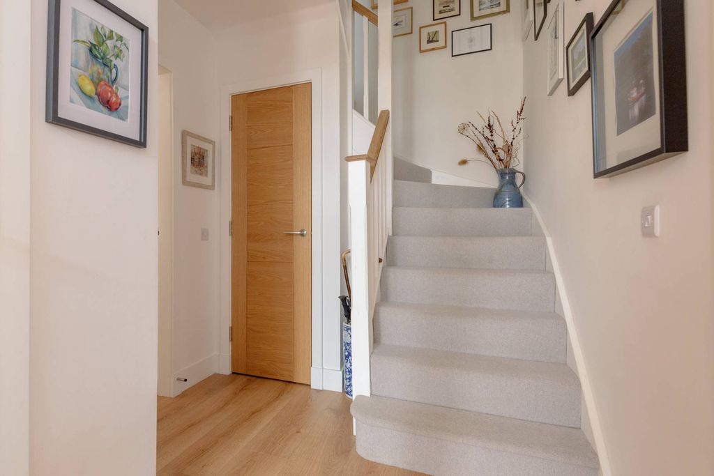 Additional image 14 of 4 bed detached house for sale21 Castlemains Gardens, Dirleton, North Berwick EH39
