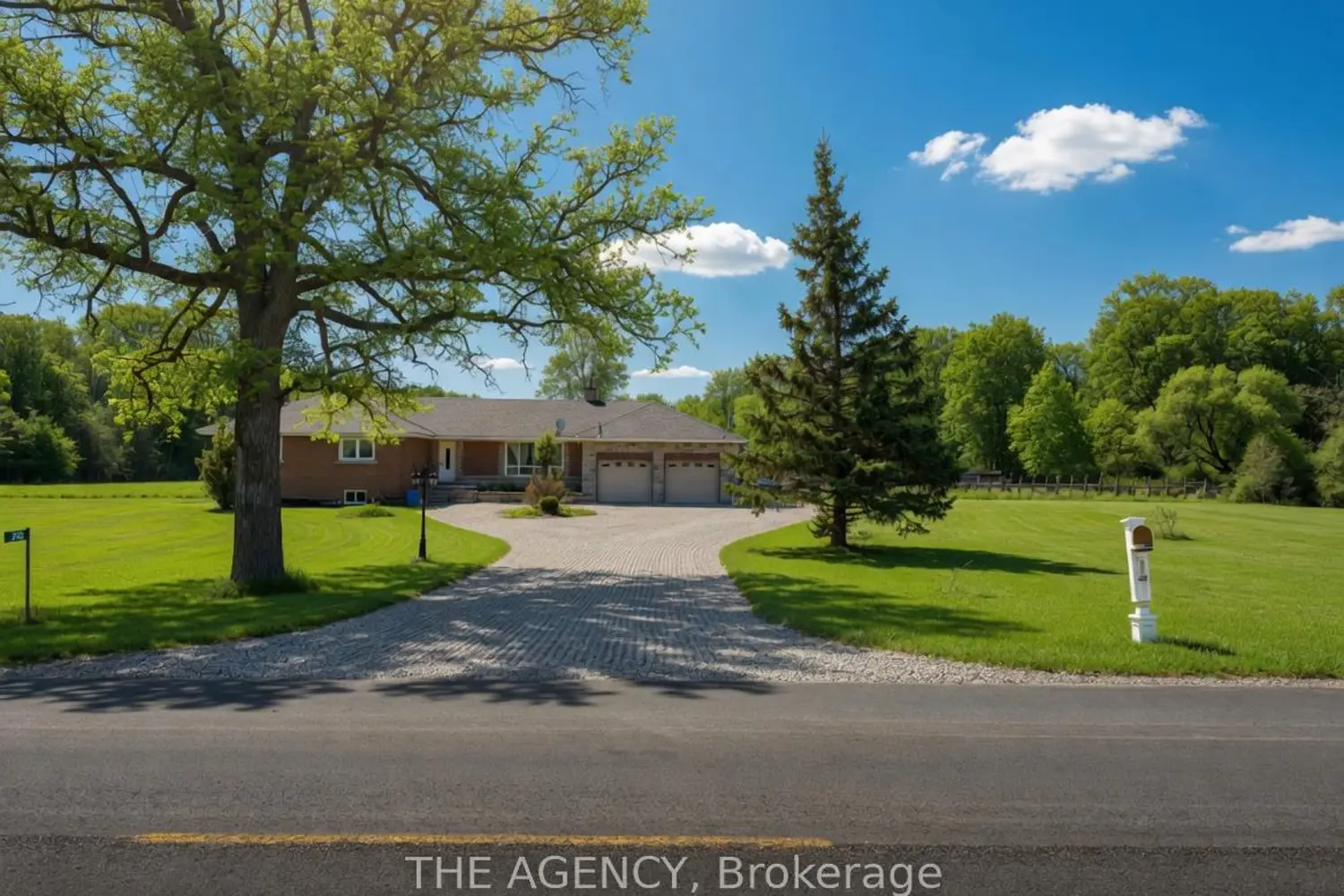 295 Park Road photo 2