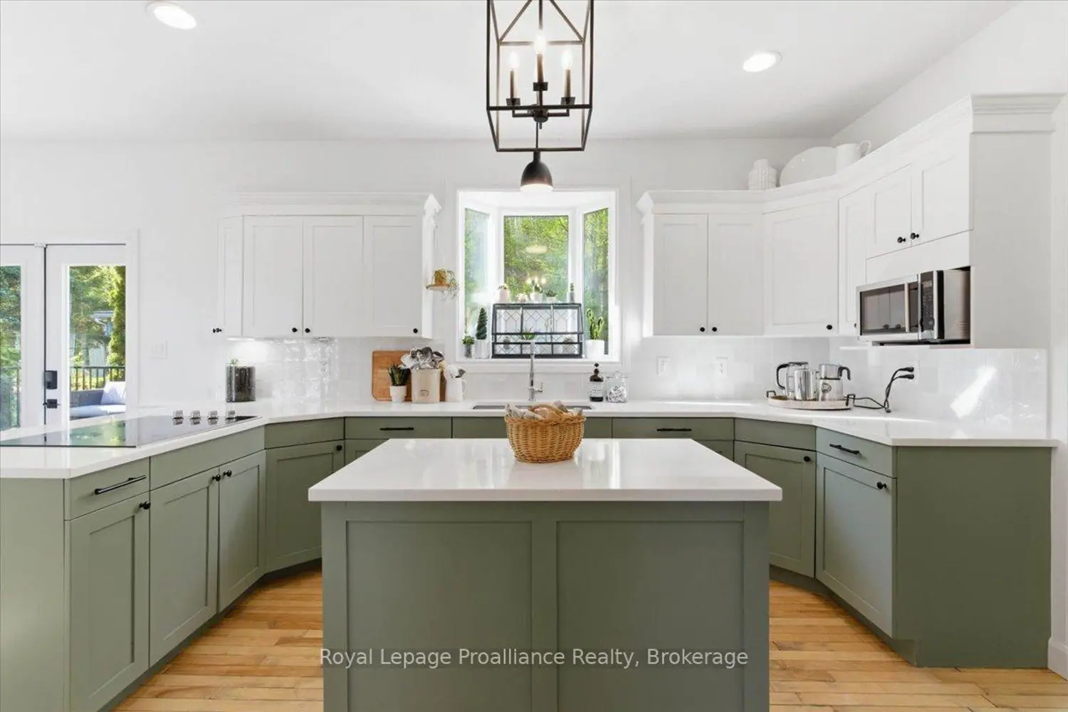 1365 Frankford Road photo 4