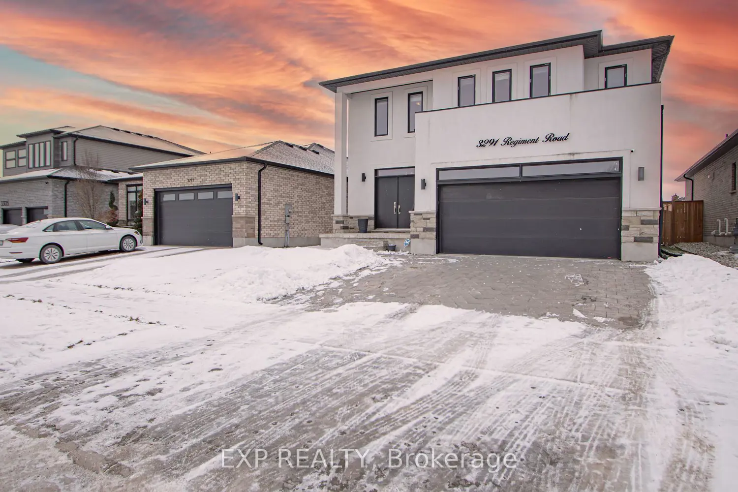3291 Regiment Road photo 2