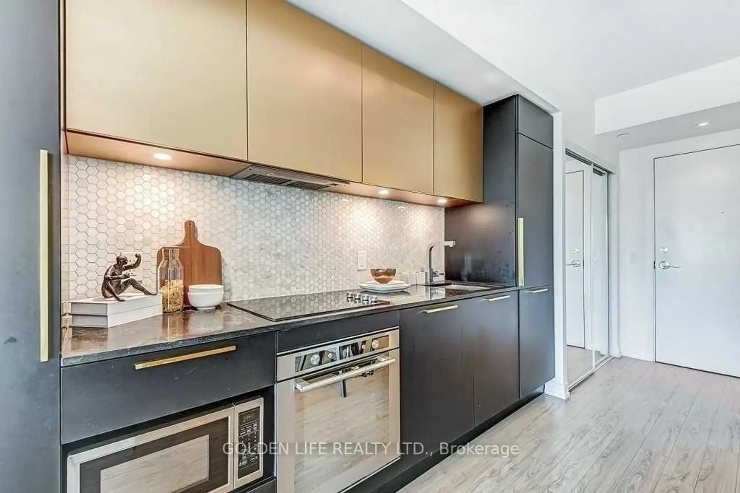 Additional image 7 of 85 Wood Street 3310