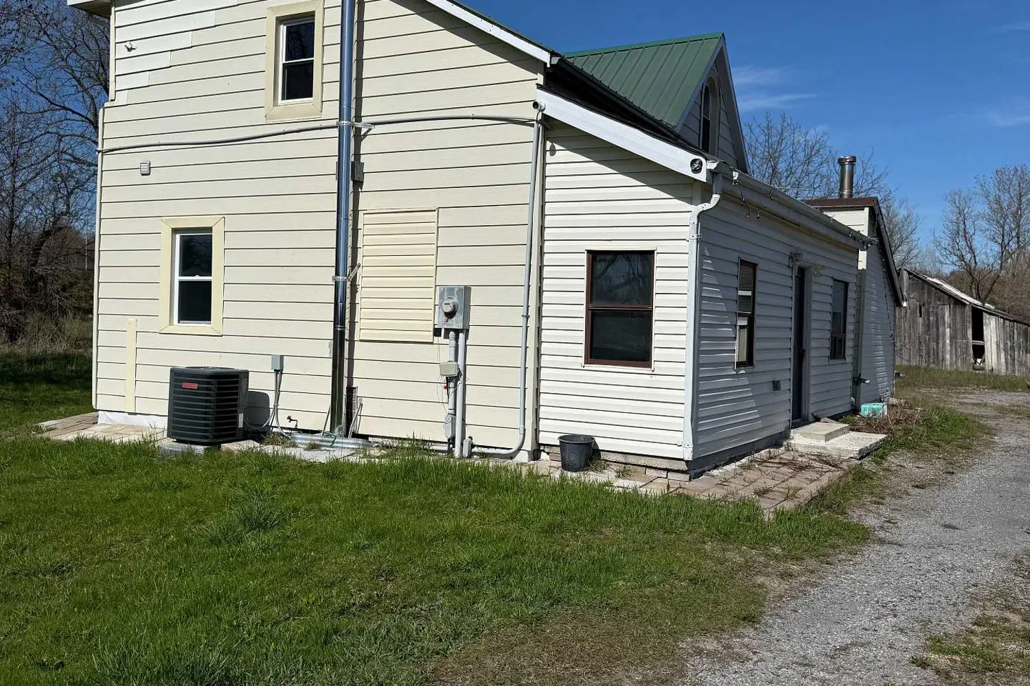 303 Brimley Road photo 2