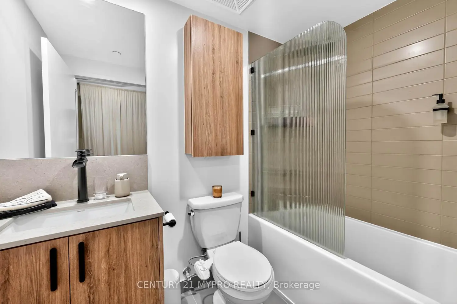 Additional image 9 of 1787 St Clair Avenue 414