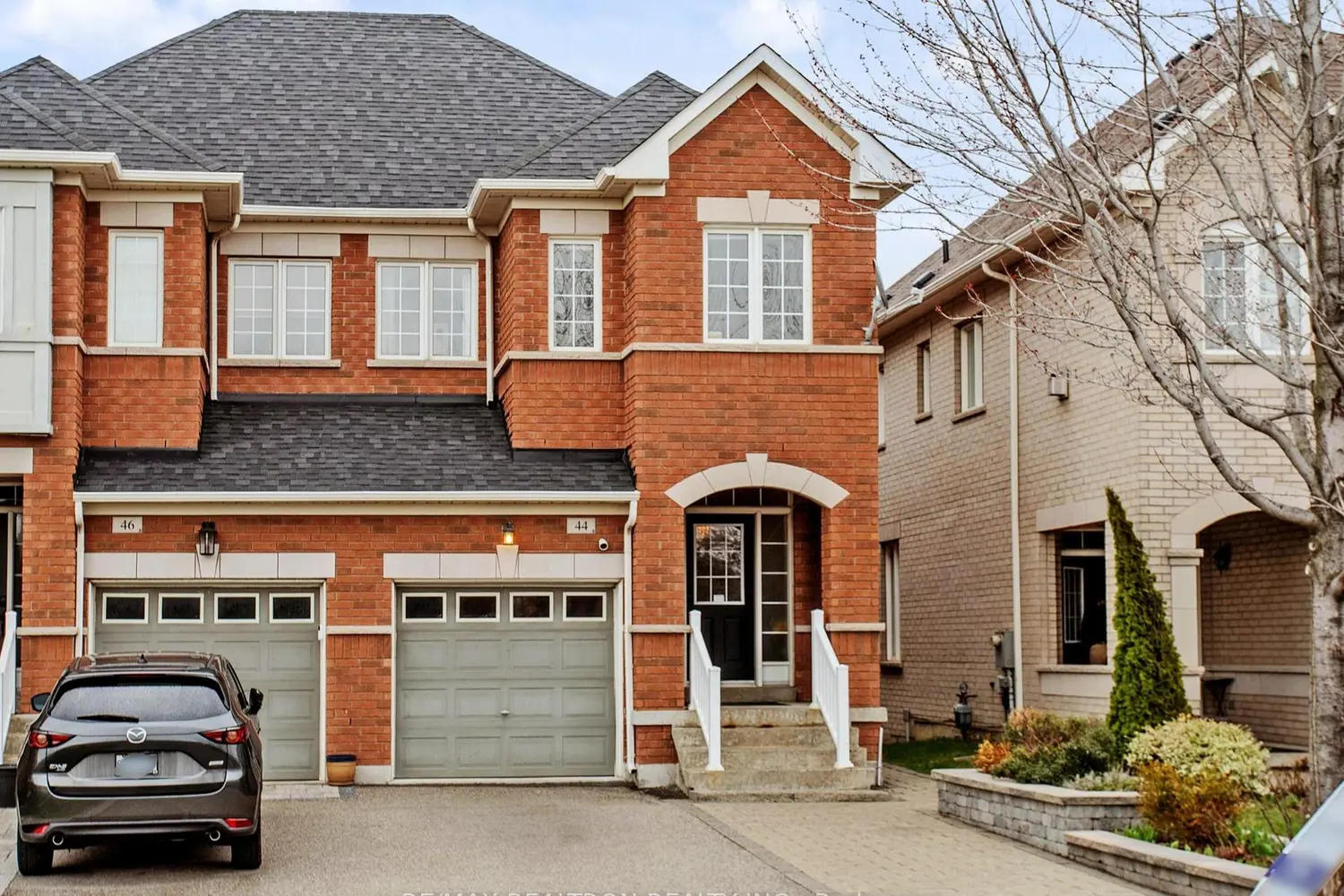 44 Westolivia Trail