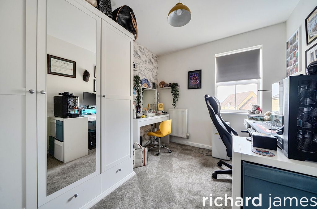 Additional image 12 of 2 bed flat for saleTruscott Avenue, Redhouse, Redhouse SN25