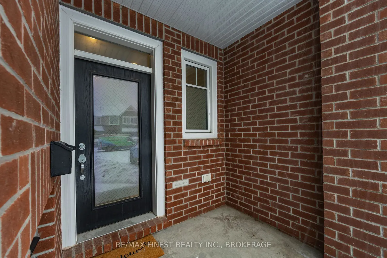 1685 Tenley Drive photo 2