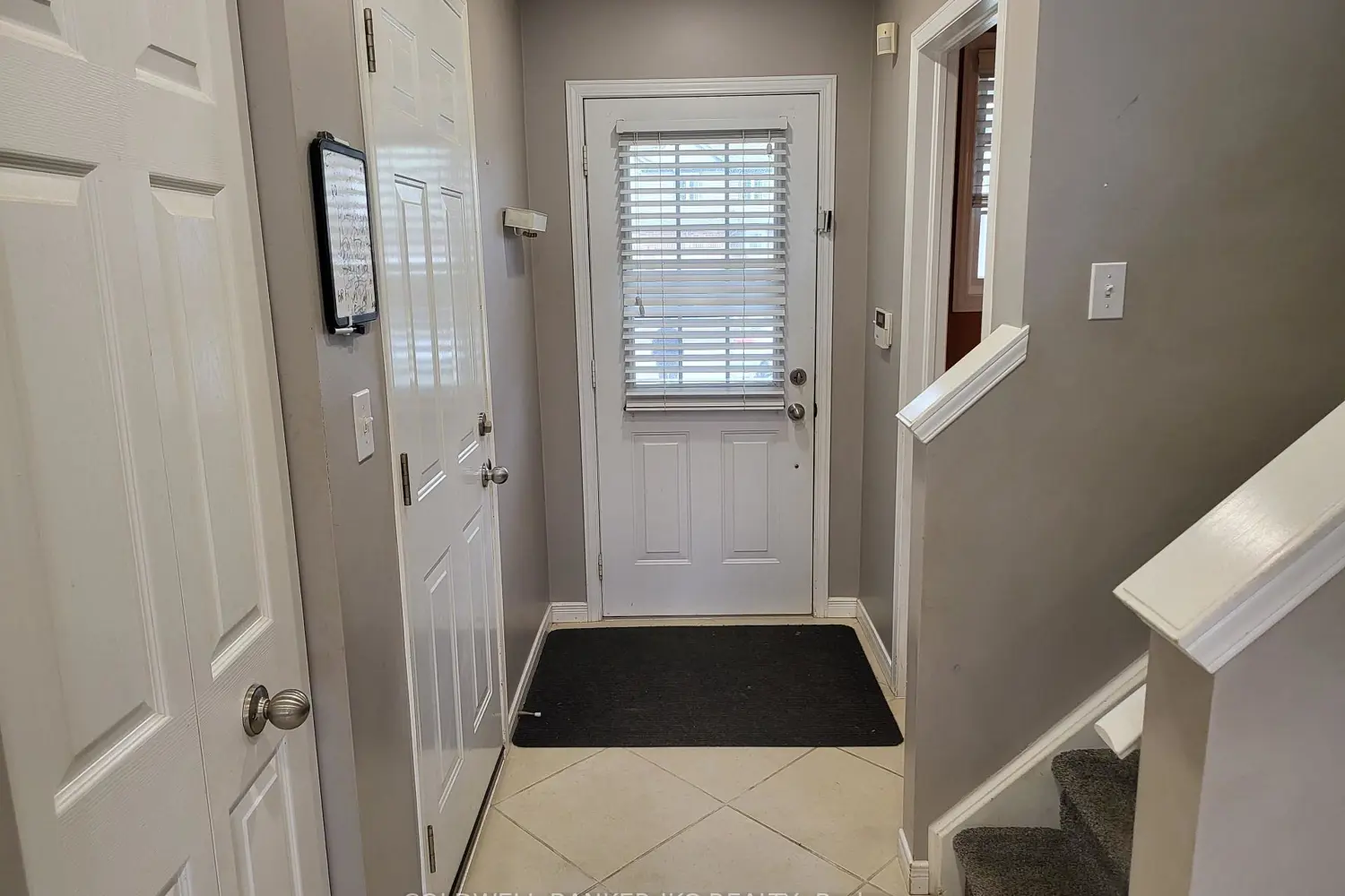 152 Prosperity Drive photo 2