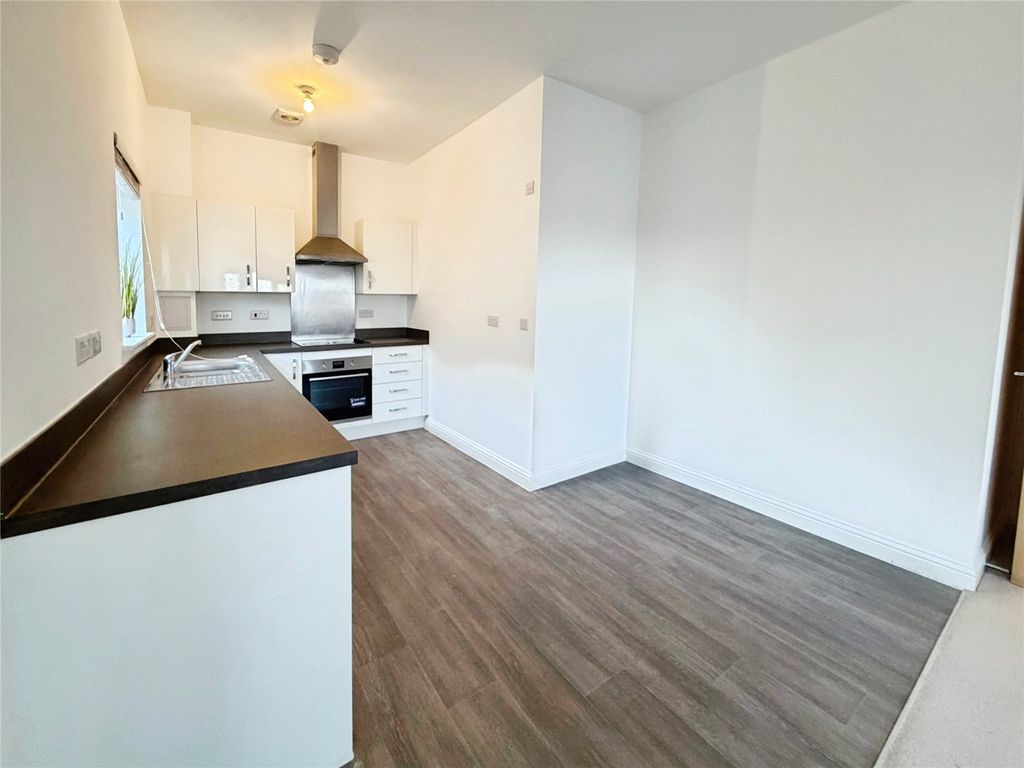 Additional image 4 of 2 bed flat for saleCoral Court, Erith DA8