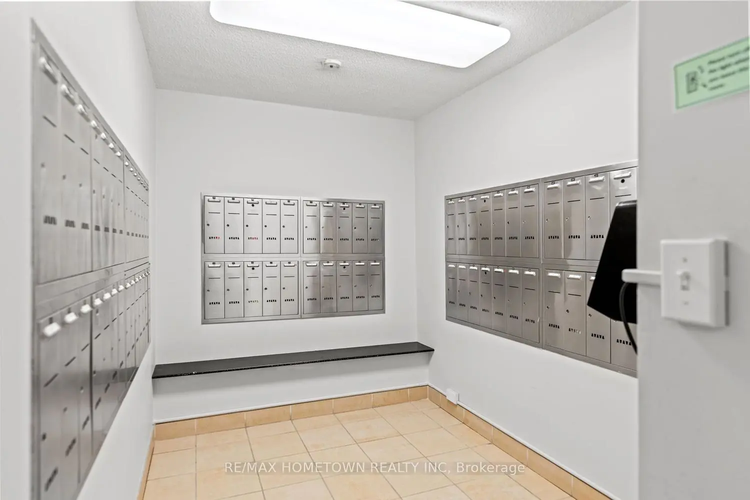109 King Street 806 photo 5