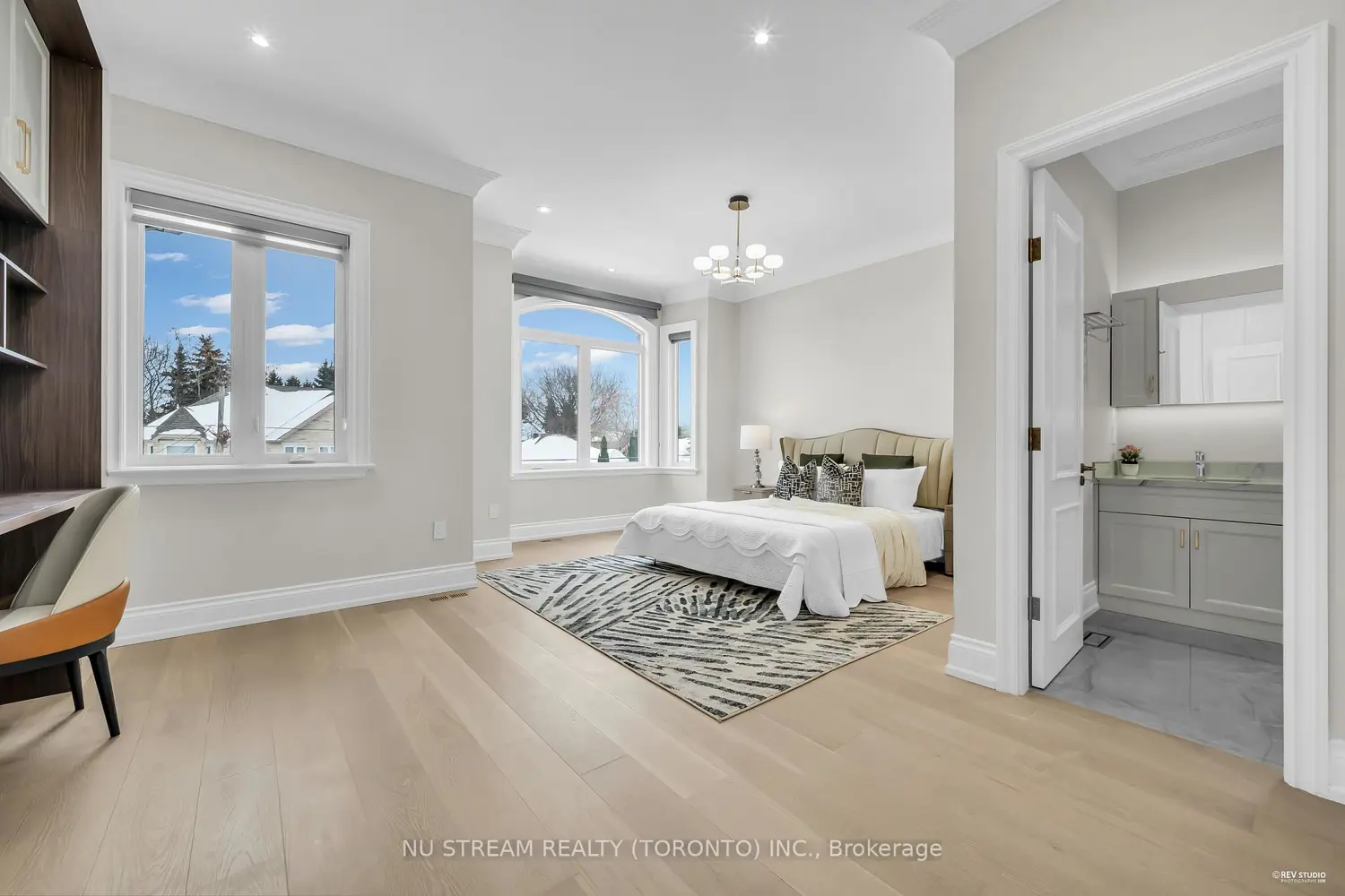 Additional image 13 of 108 Abitibi Avenue