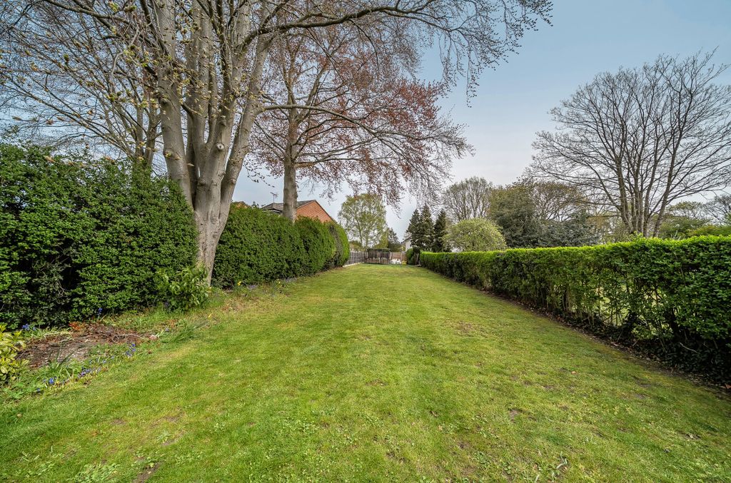 Additional image 6 of 3 bed bungalow for saleFernhill Road, Farnborough, Hampshire GU14