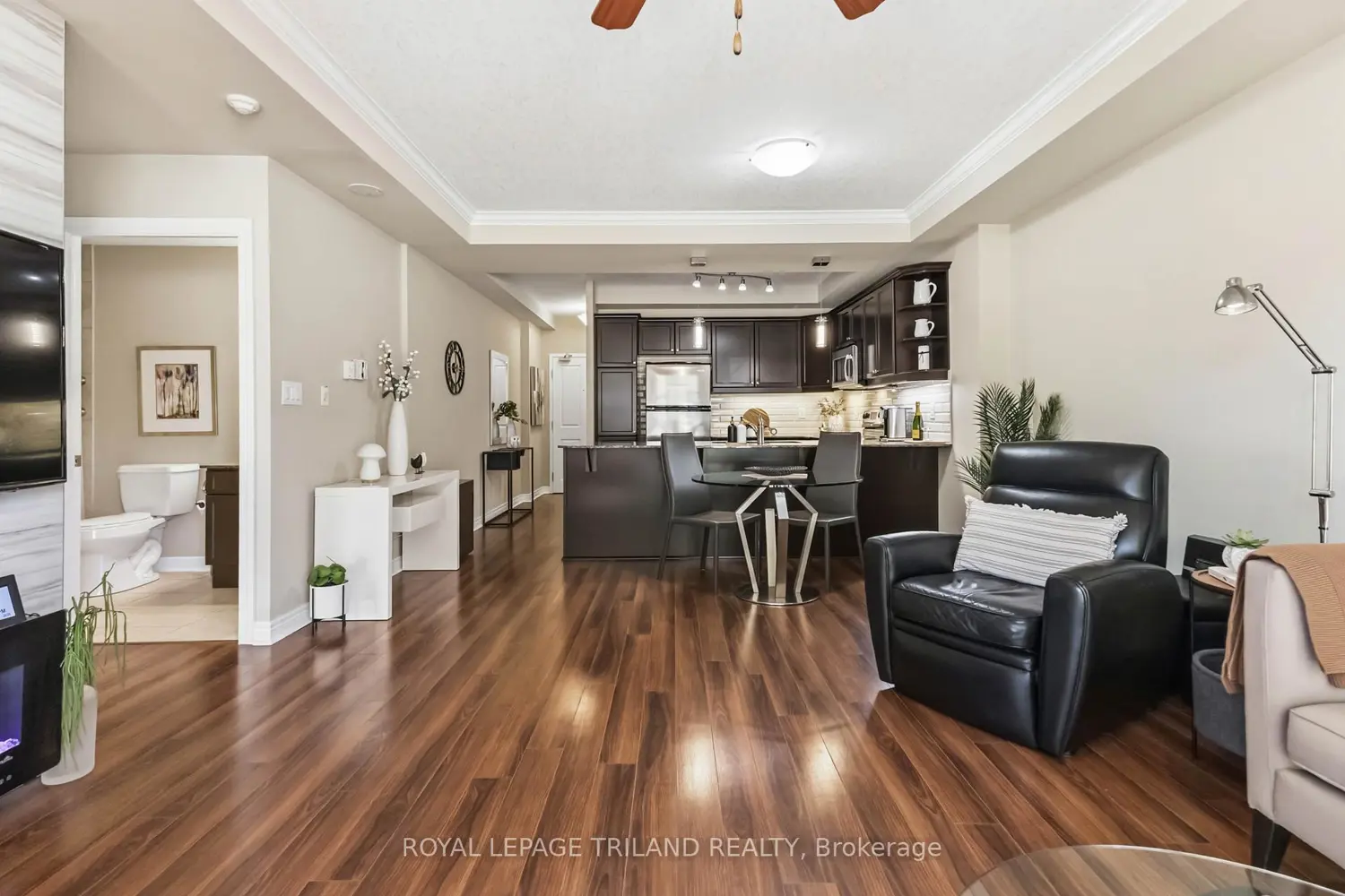 1030 Coronation Drive 110 photo 5