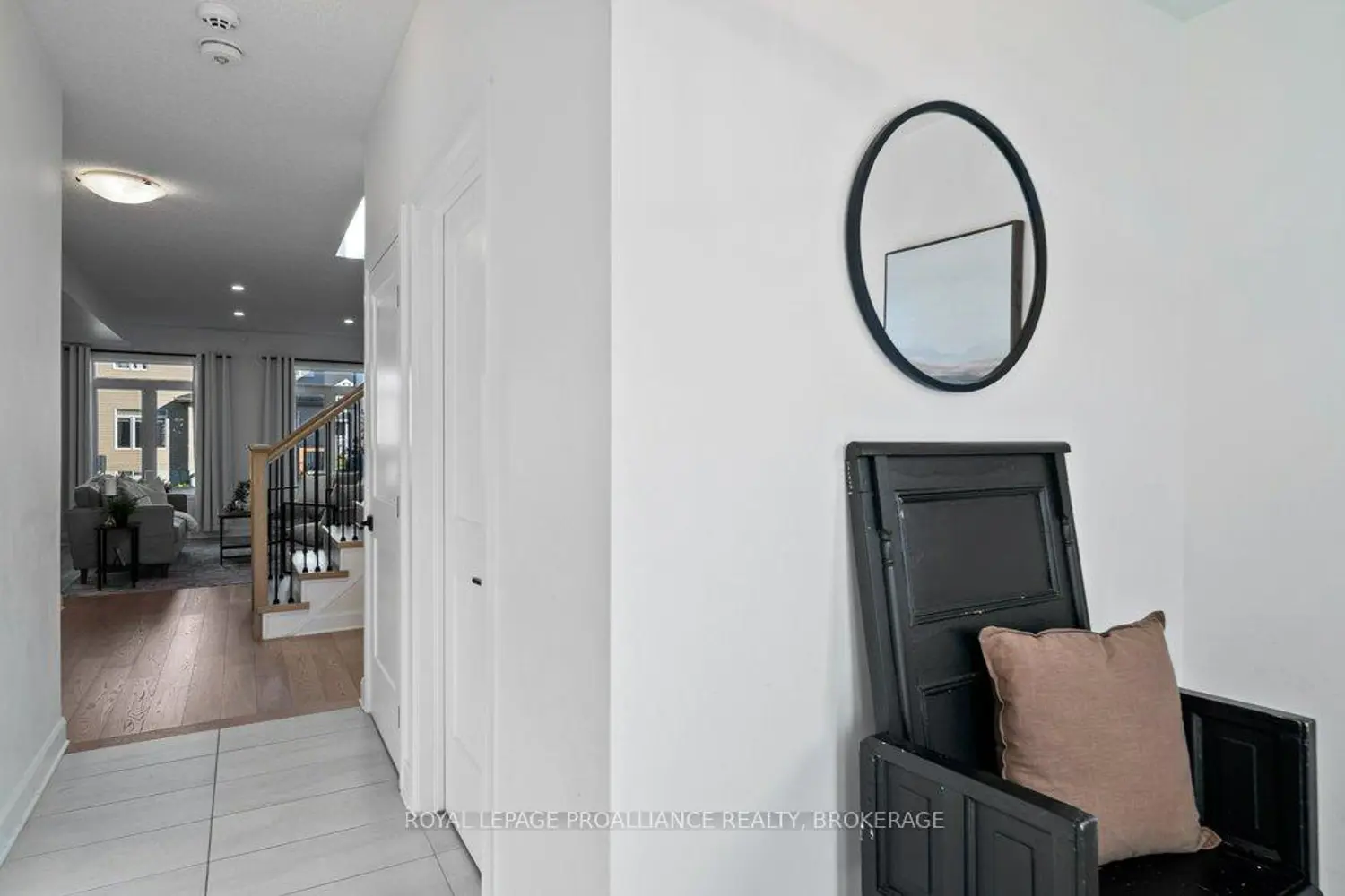 1504 Shira Drive photo 4