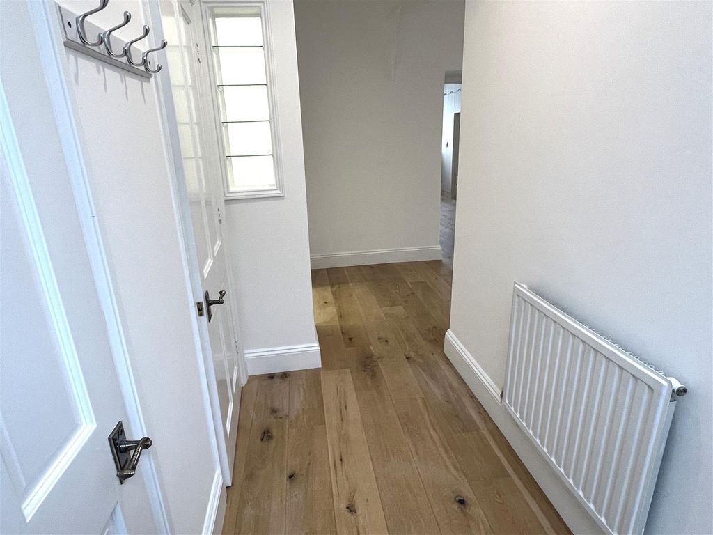 Additional image 10 of 2 bed flat for saleTower Park, Fowey PL23