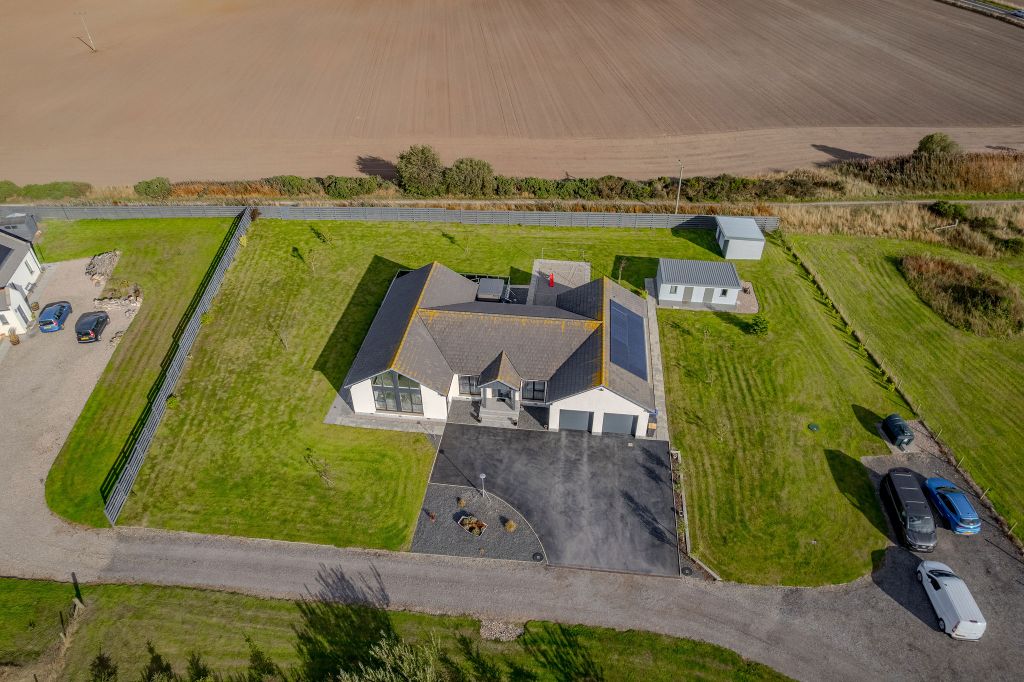 4 bed detached bungalow for saleLonmay, Fraserburgh AB43 photo 3