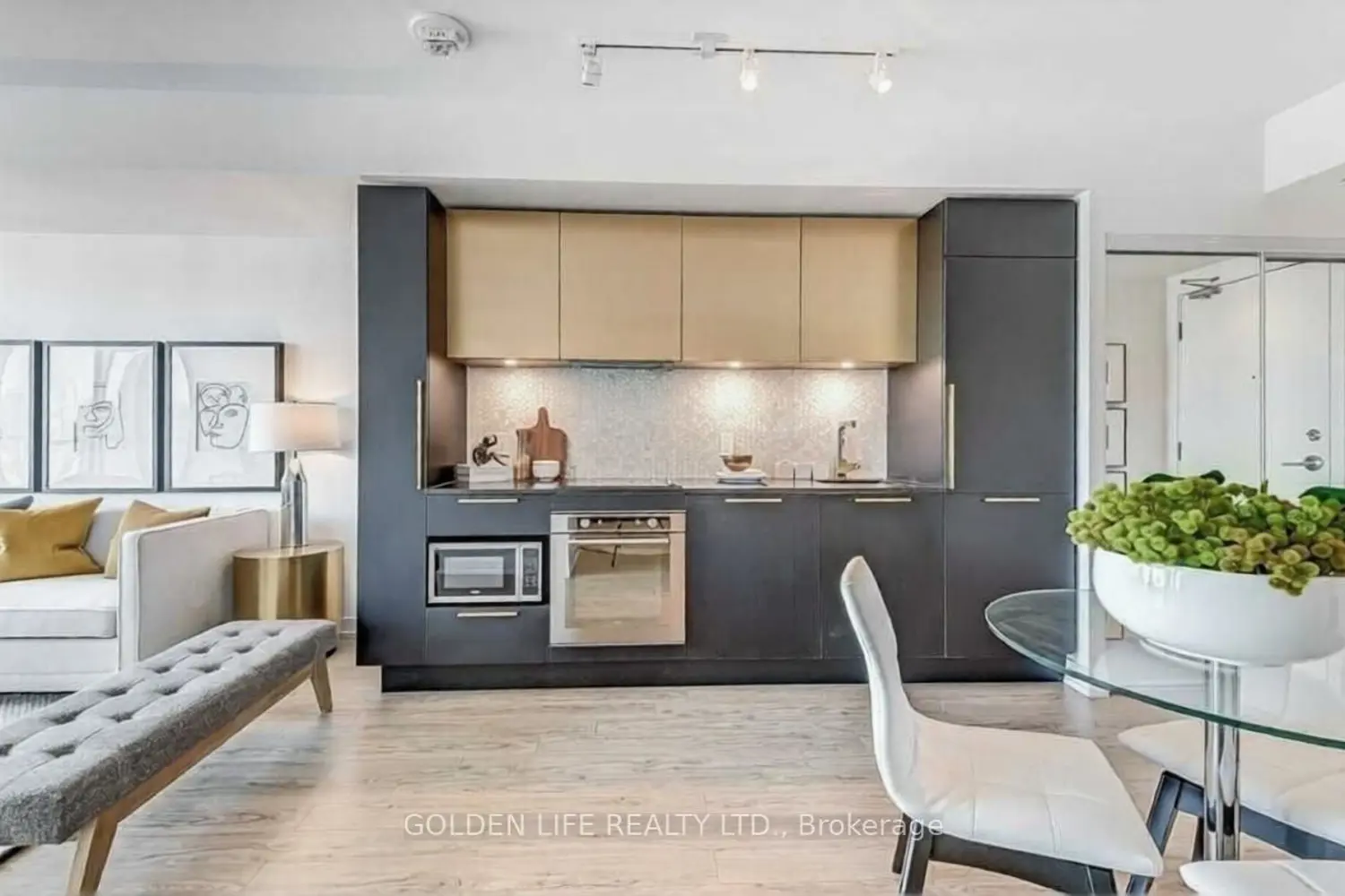 Additional image 6 of 85 Wood Street 3310