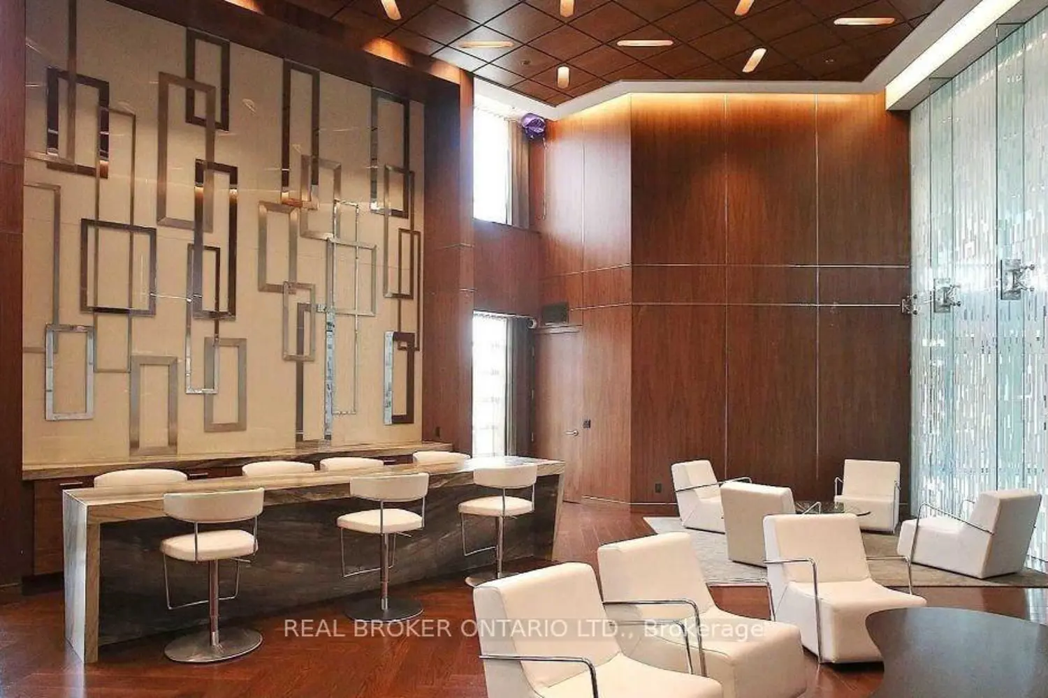 Additional image 16 of 205 Sherway Gardens Road 1704