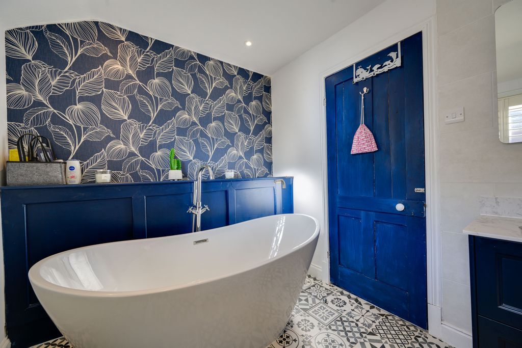 Additional image 13 of 5 bed end terrace house for saleRanelagh Road, Felixstowe IP11